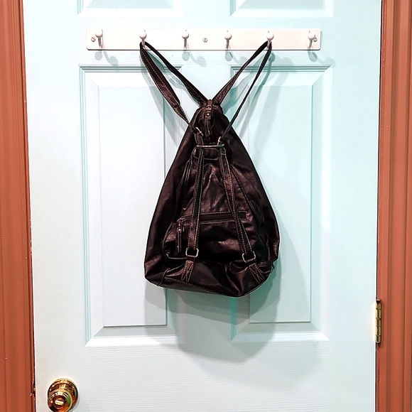 Multi-functional purse/backpack - Picture 3 of 5